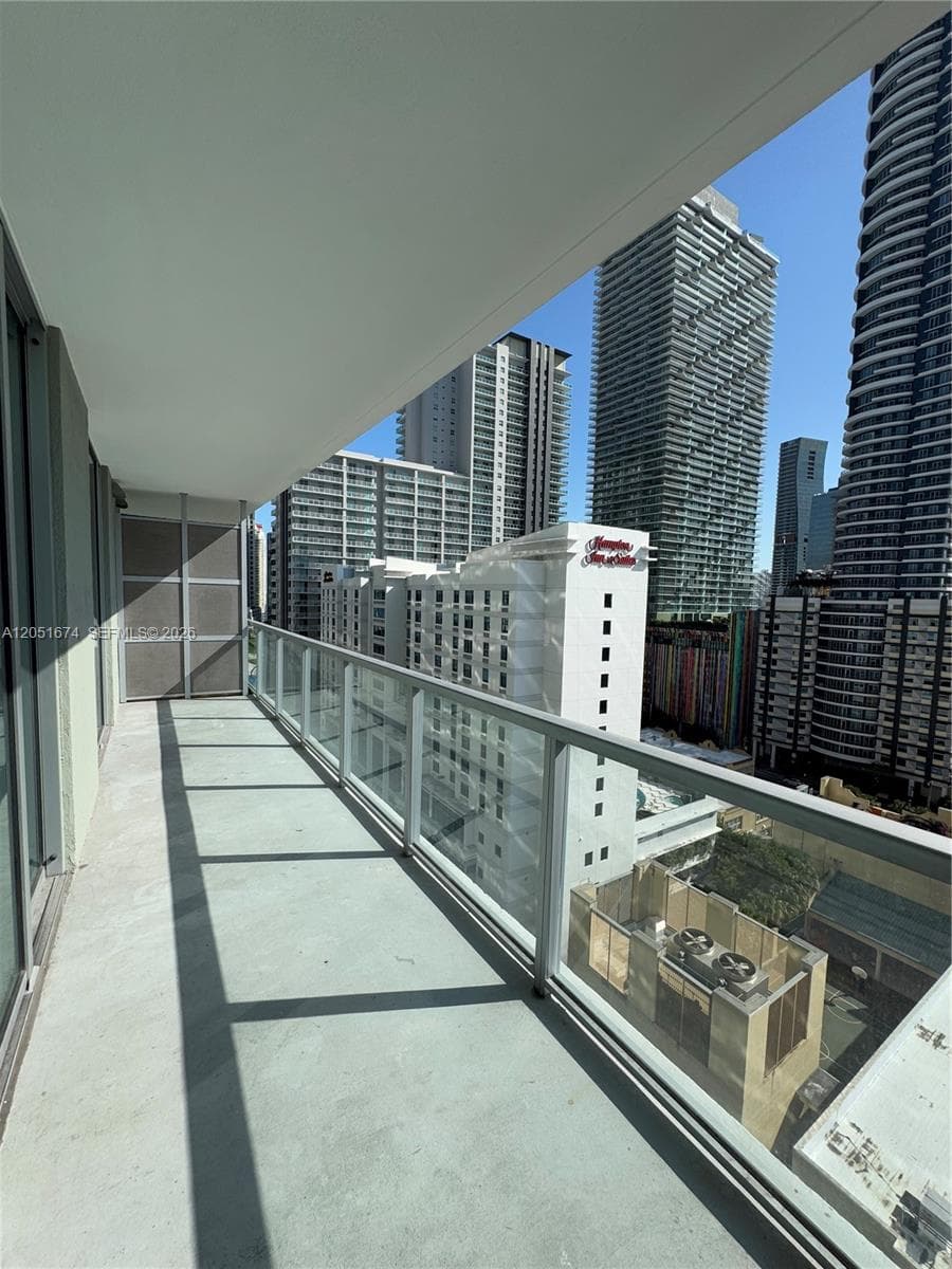 79 SW 12th St, Miami FL 33130
