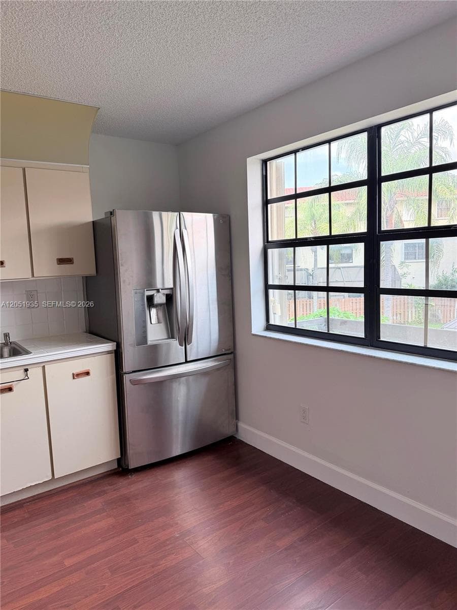9850 Hammocks Blvd # 107, Miami FL 33196