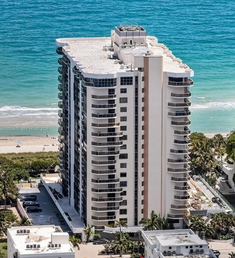 6423 Collins Ave # 809, Miami Beach FL 33141