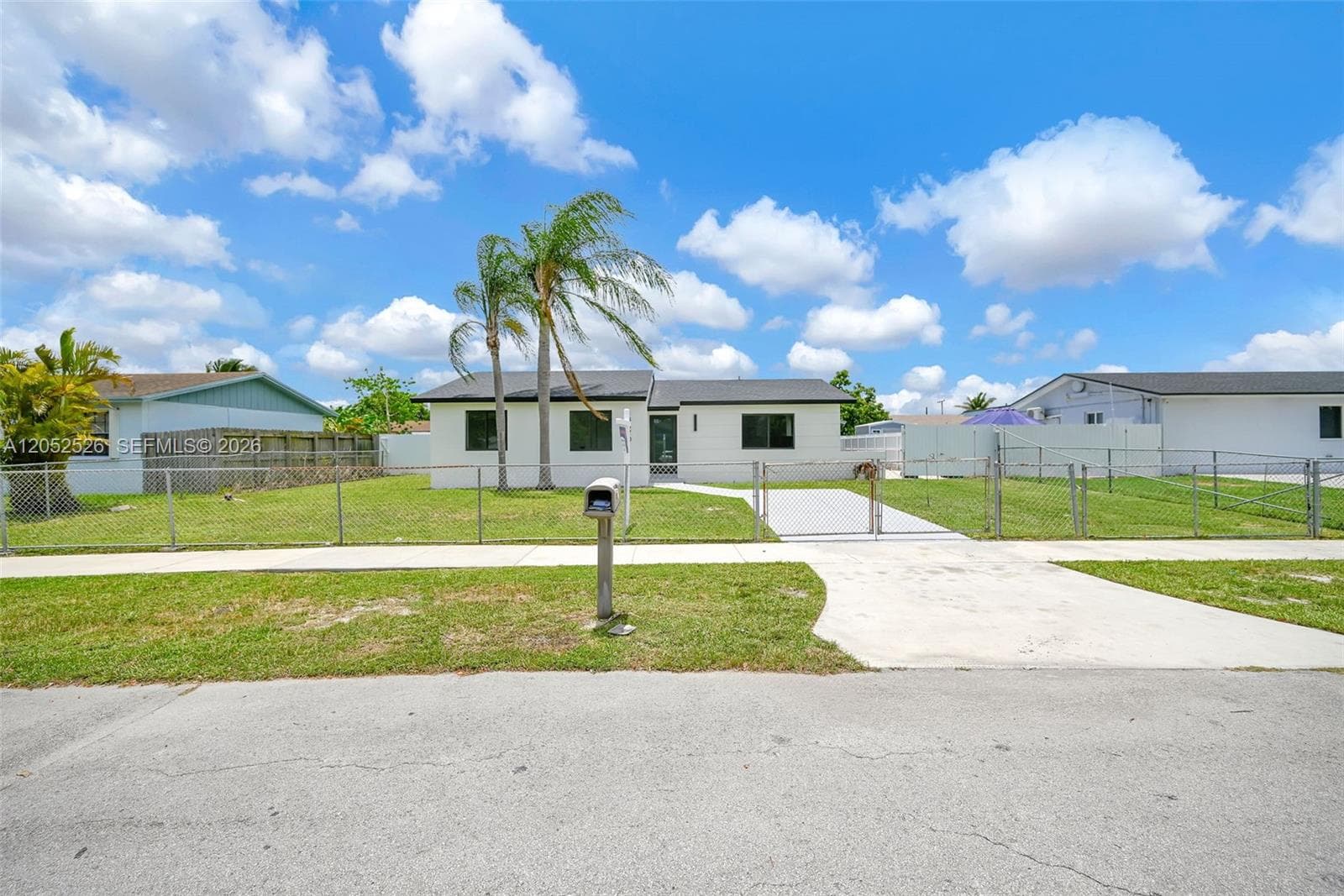 18670 SW 123rd Ct, Miami FL 33177
