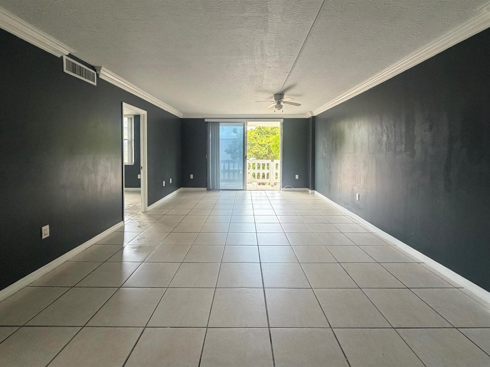 15600 NW 7th Avenue # 303, Miami FL 33169