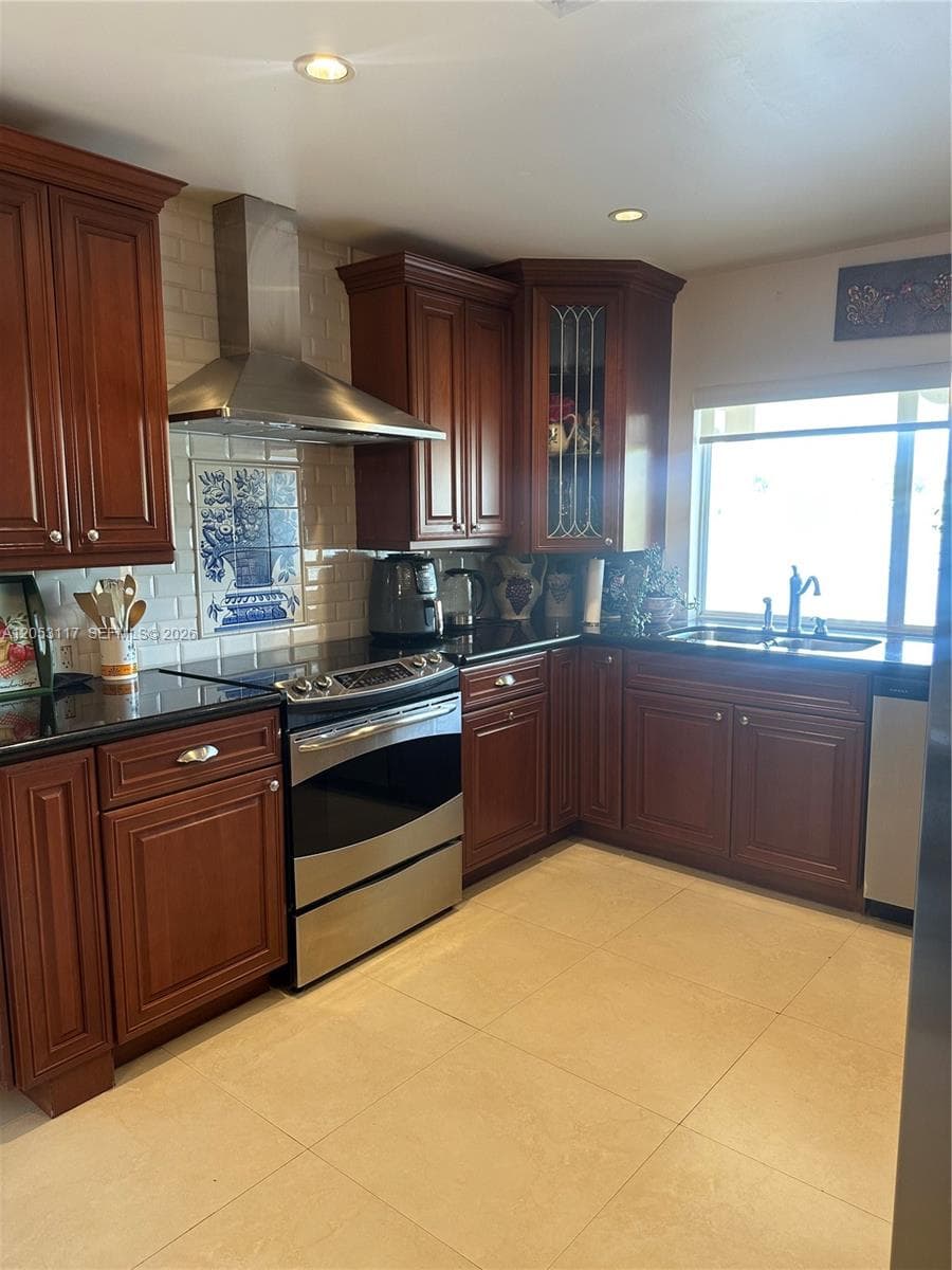 5030 SW 149th Pl, Miami FL 33185