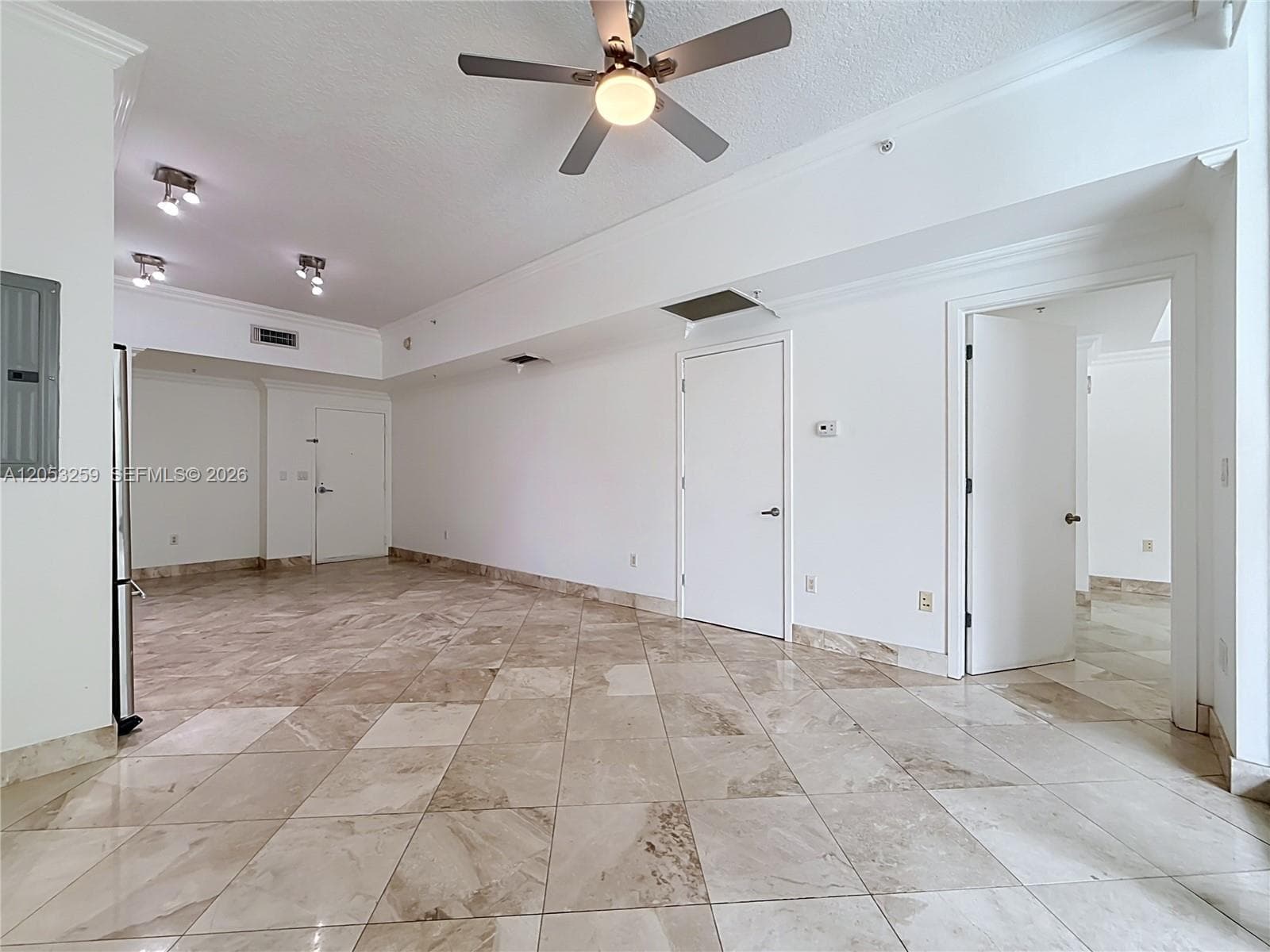 3470 E Coast Ave # H0907, Miami FL 33137