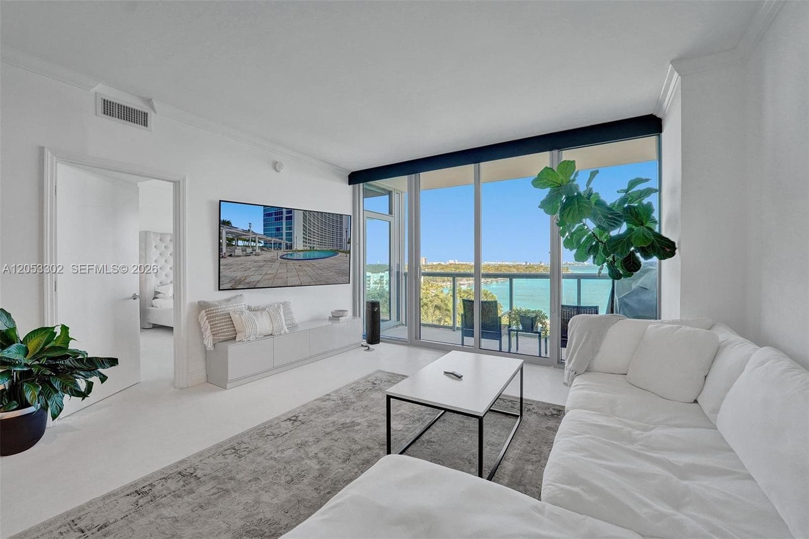 601 NE 36th St # 811, Miami FL 33137