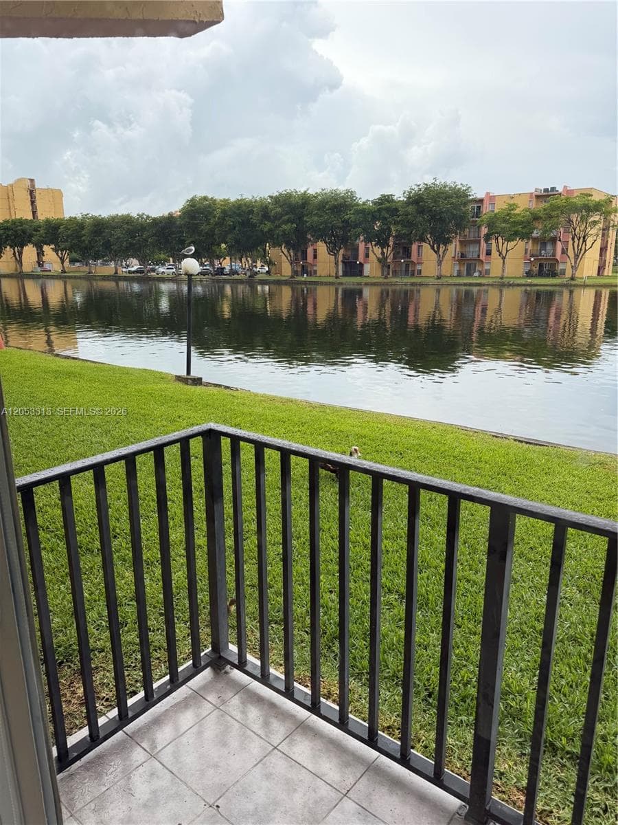 4705 NW 7th St # 7, Miami FL 33126