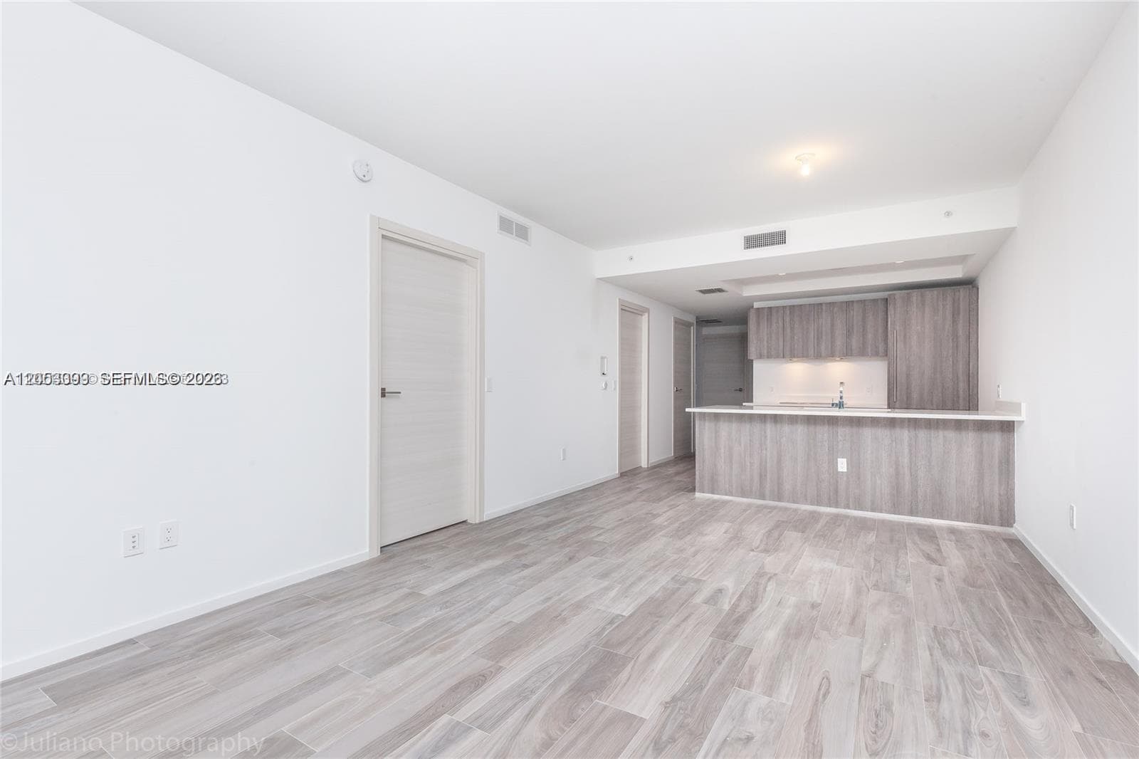 801 S Miami Ave # 3006, Miami FL 33130