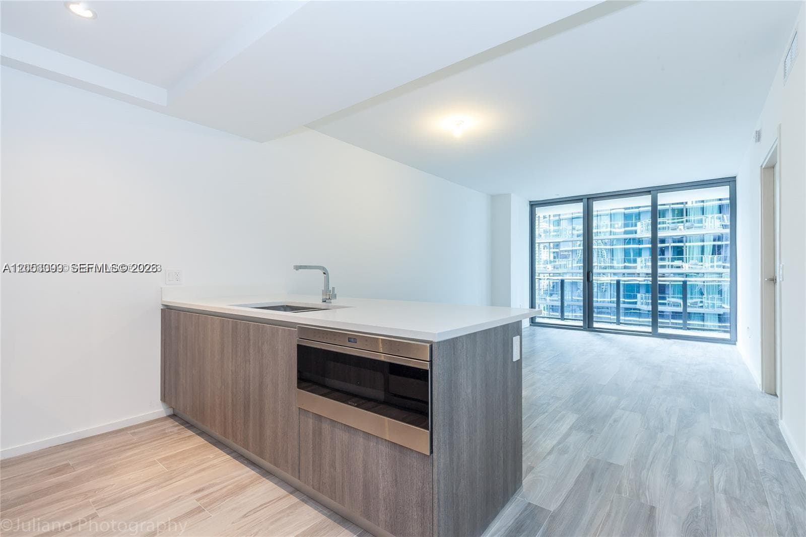 801 S Miami Ave # 3006, Miami FL 33130