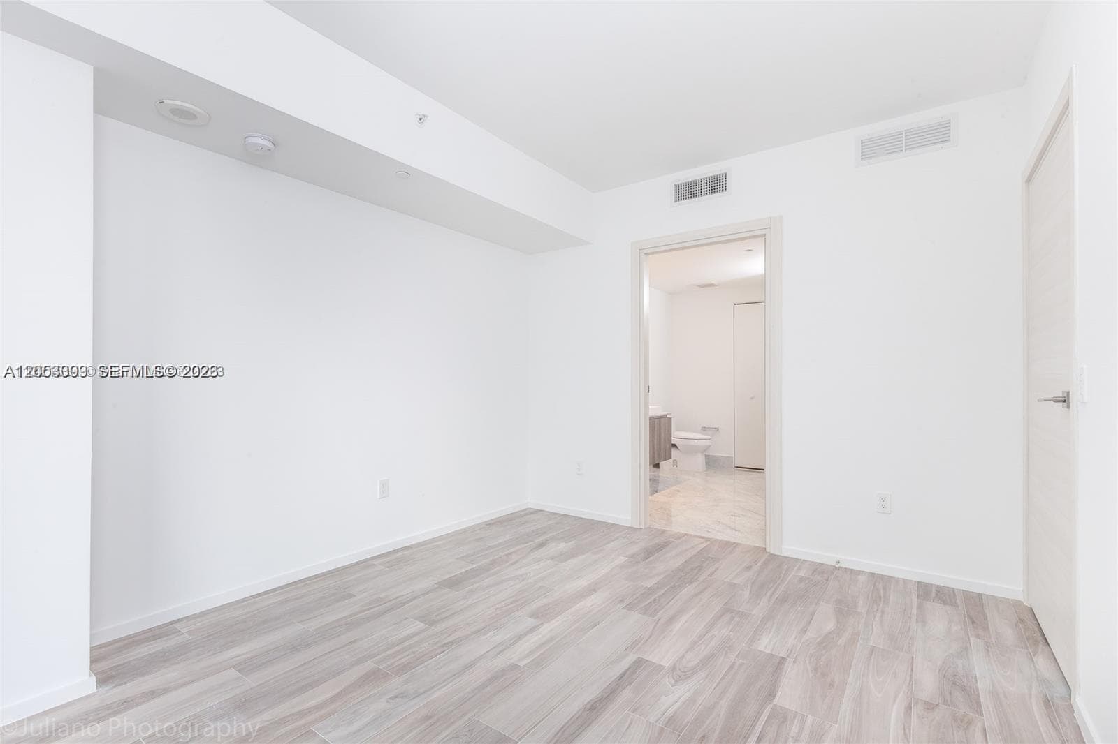 801 S Miami Ave # 3006, Miami FL 33130