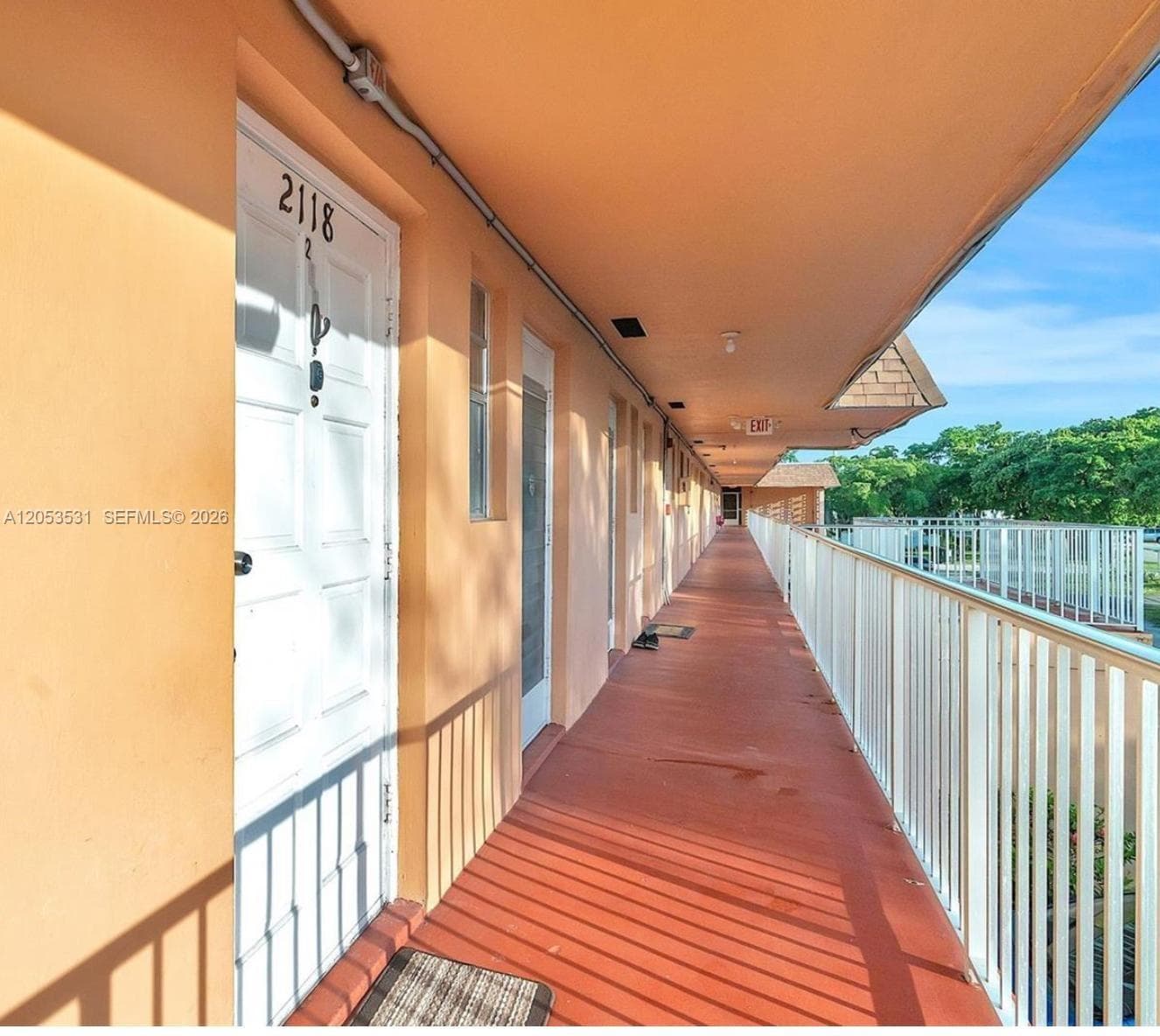 19105 NE 2nd Ave # 2118, Miami FL 33179