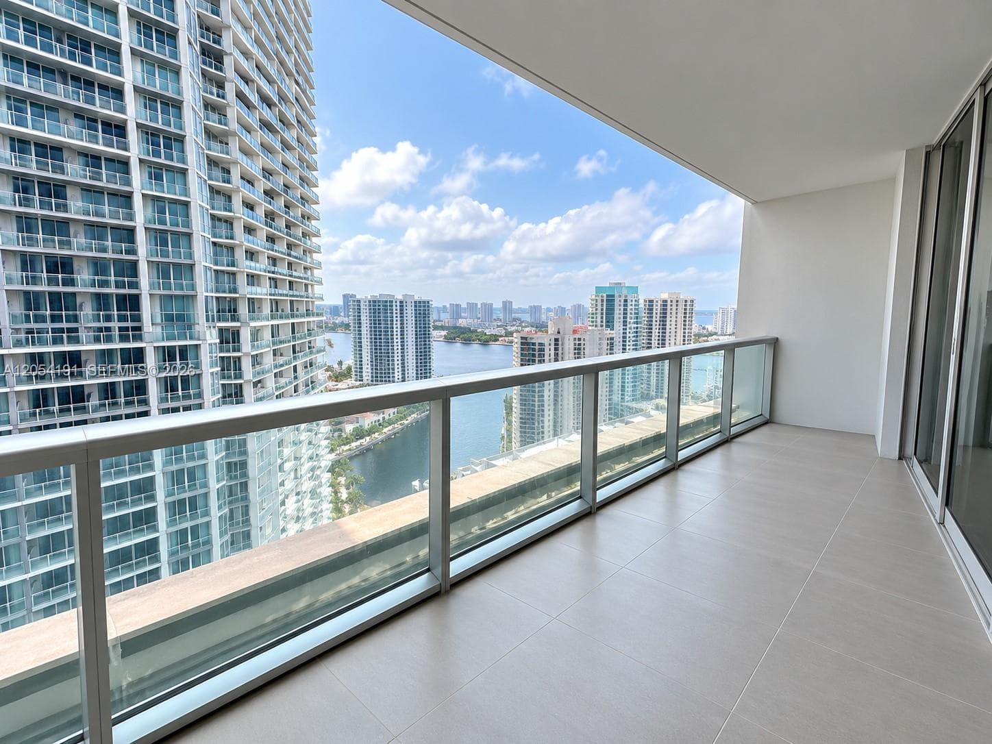 495 BRICKELL AV # 4208, Miami FL 33131