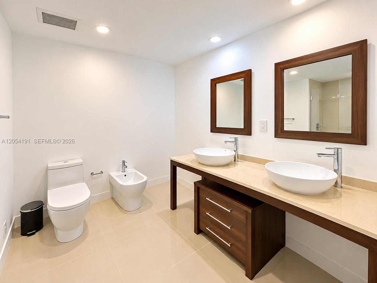 495 BRICKELL AV # 4208, Miami FL 33131