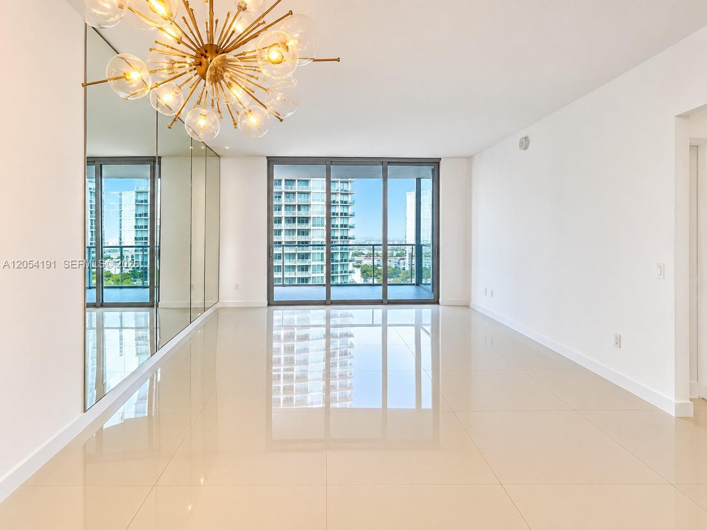495 BRICKELL AV # 4208, Miami FL 33131