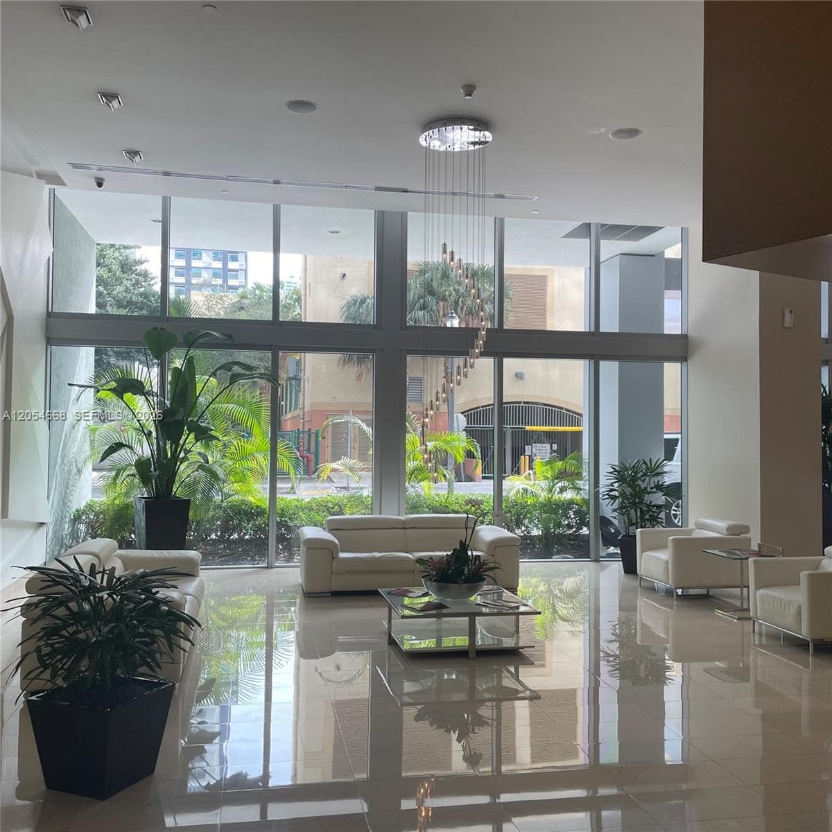 79 SW 12 ST, Miami FL 33130