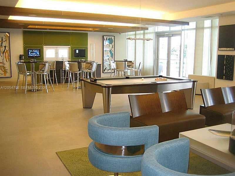 500 Brickell Ave # 2200, Miami FL 33131