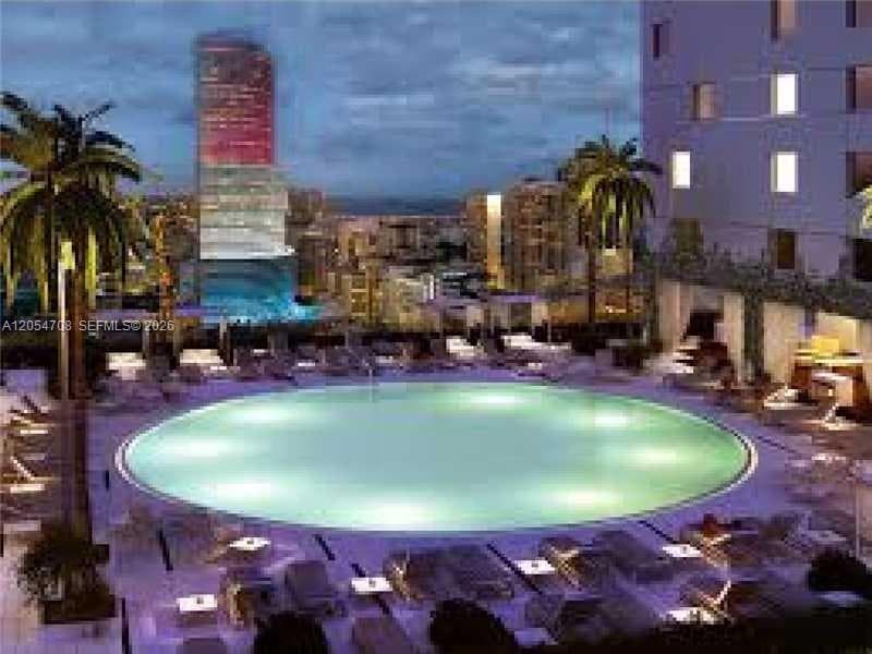 500 Brickell Ave # 2200, Miami FL 33131