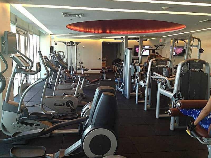 500 Brickell Ave # 2303, Miami FL 33131