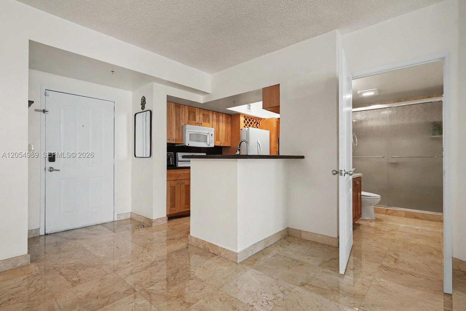 5085 NW 7th St # 906, Miami FL 33126