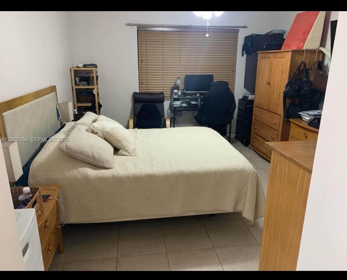 1221 SW 122nd Ave # 105, Miami FL 33184