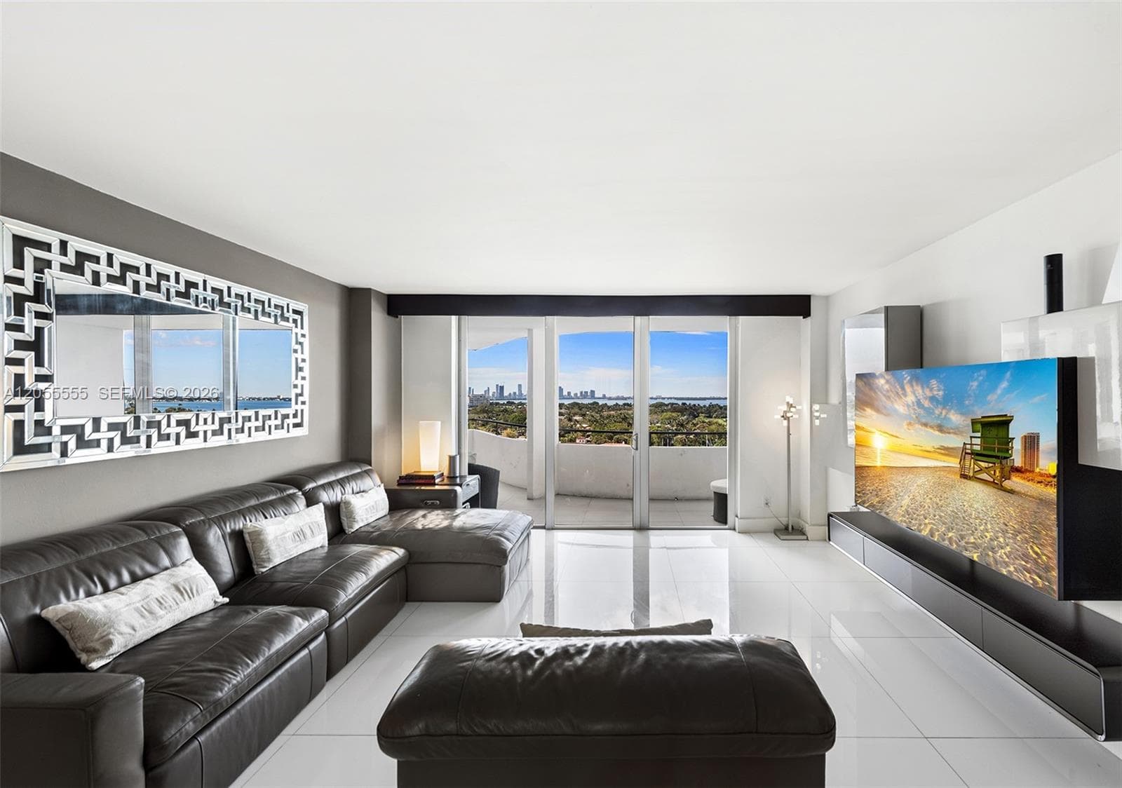 5151 Collins Ave # 1420, Miami Beach FL 33140