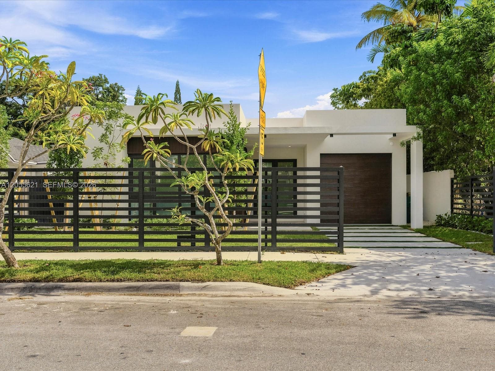 1621 SW 11th Ter, Miami FL 33135