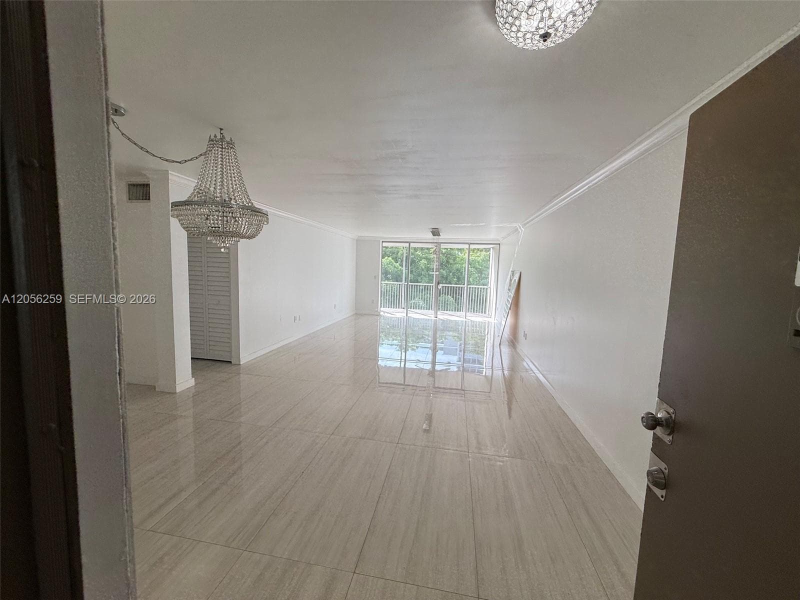 1670 NE 191st St # 3, Miami FL 33179
