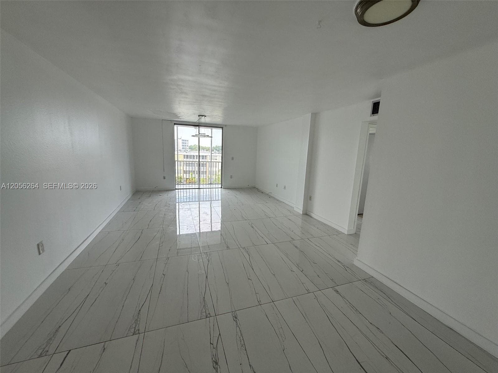 1700 NE 191st St # 510, Miami FL 33179