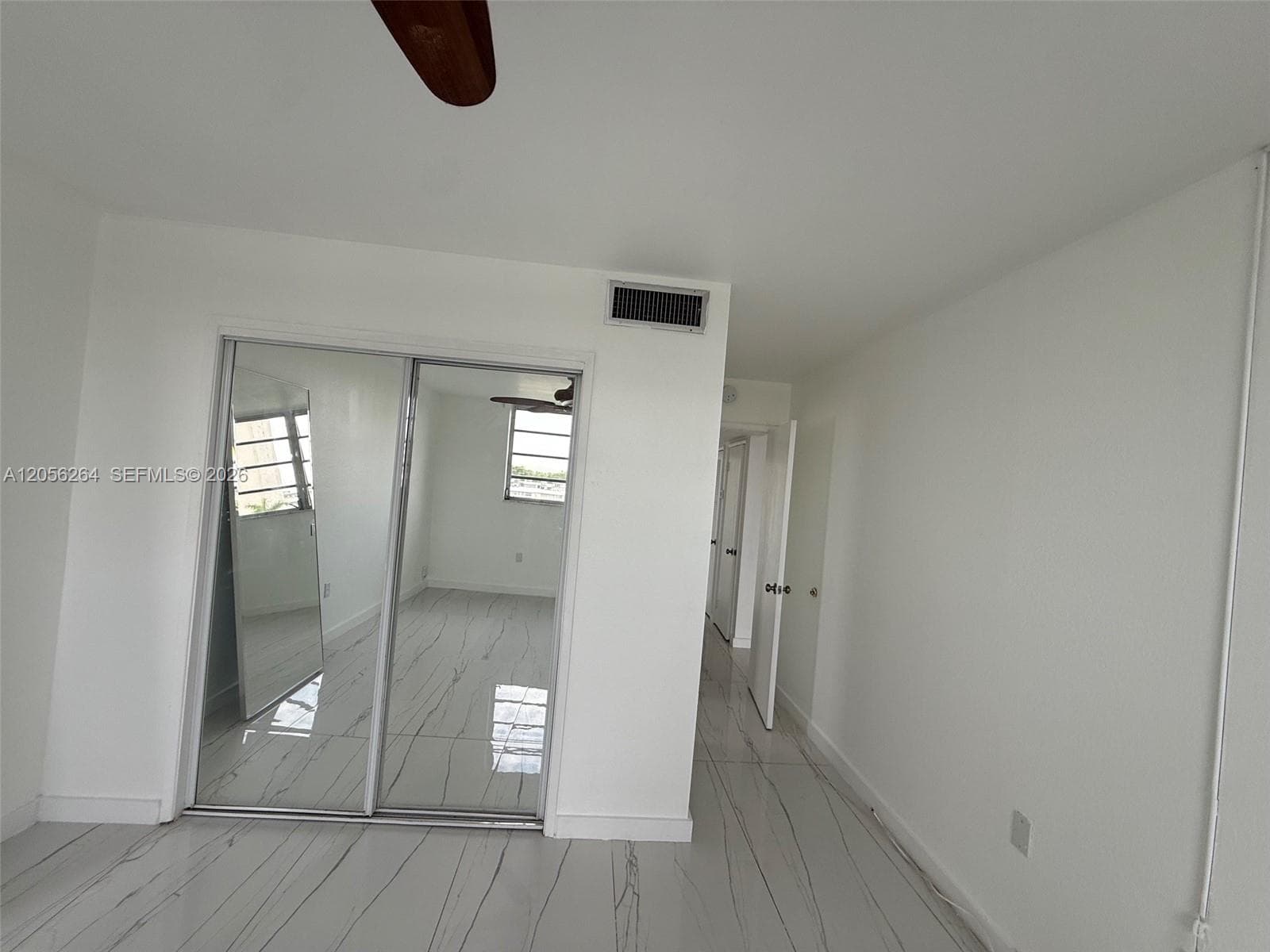 1700 NE 191st St # 510, Miami FL 33179