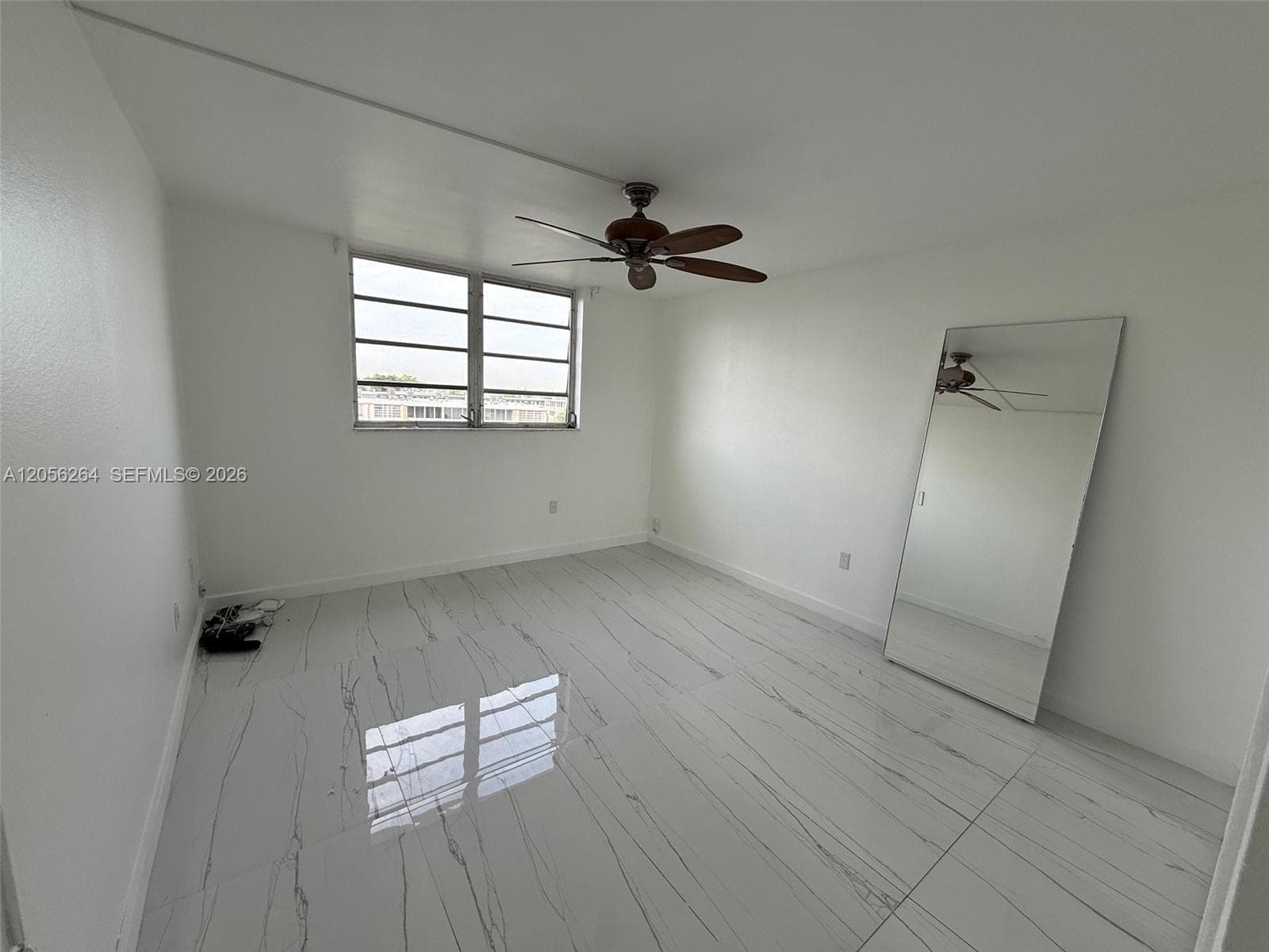 1700 NE 191st St # 510, Miami FL 33179