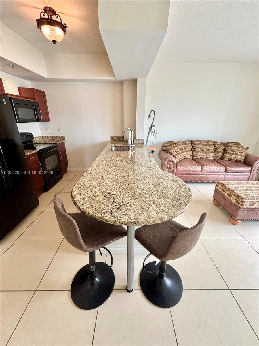 7290 SW 90th St # 606, Miami FL 33156