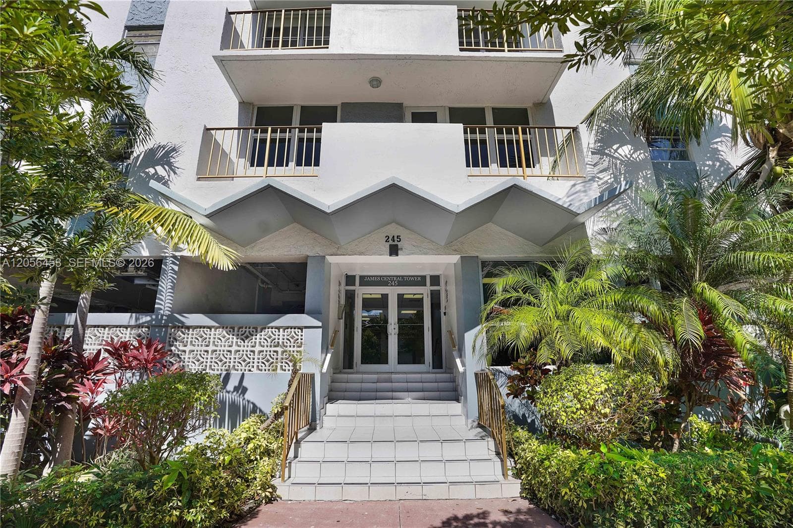 245 18th St # 403, Miami Beach FL 33139