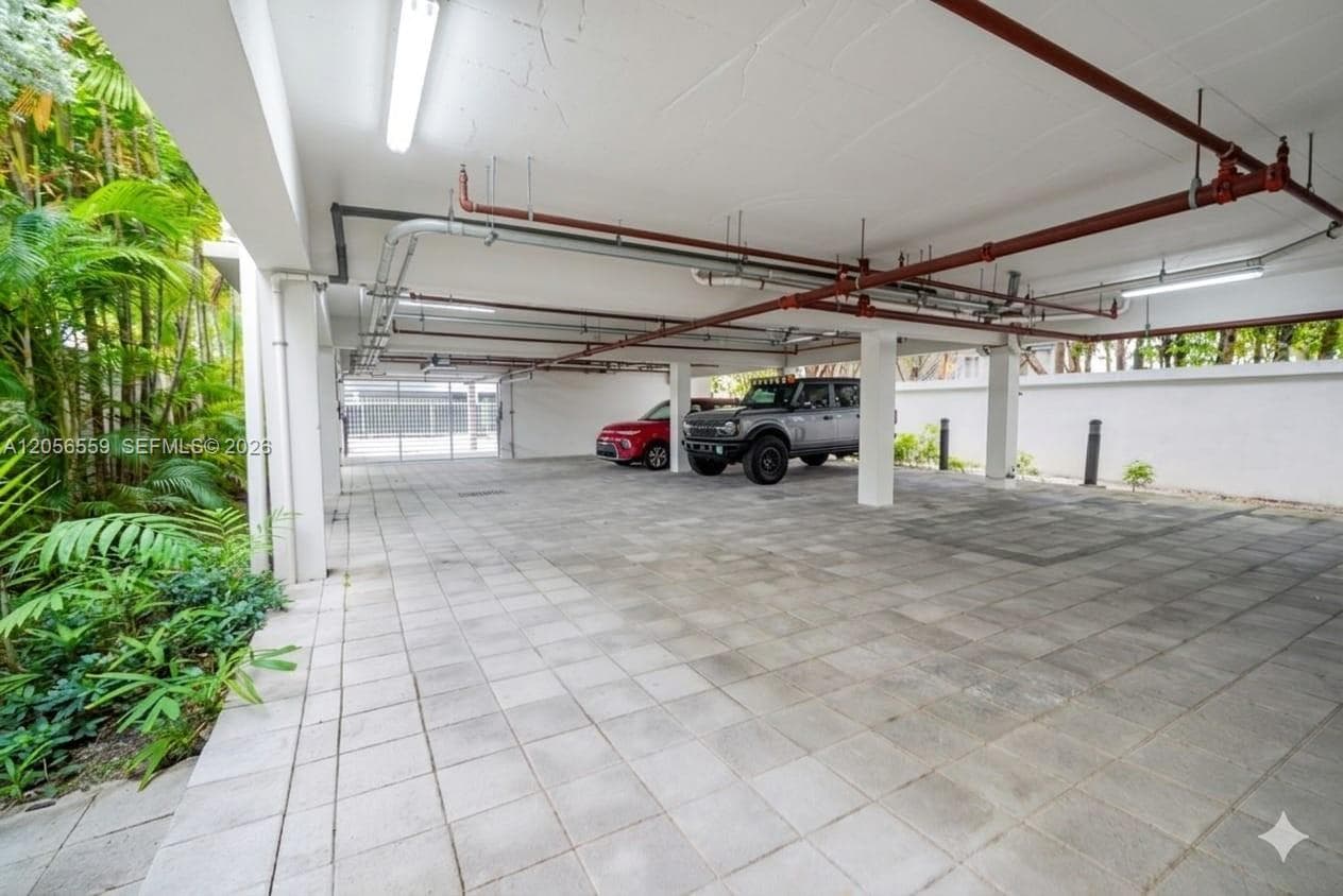 619 Meridian Ave # 4, Miami Beach FL 33139