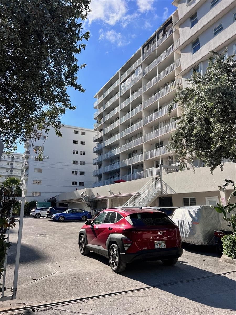 1300 Lincoln Rd # D304, Miami Beach FL 33139