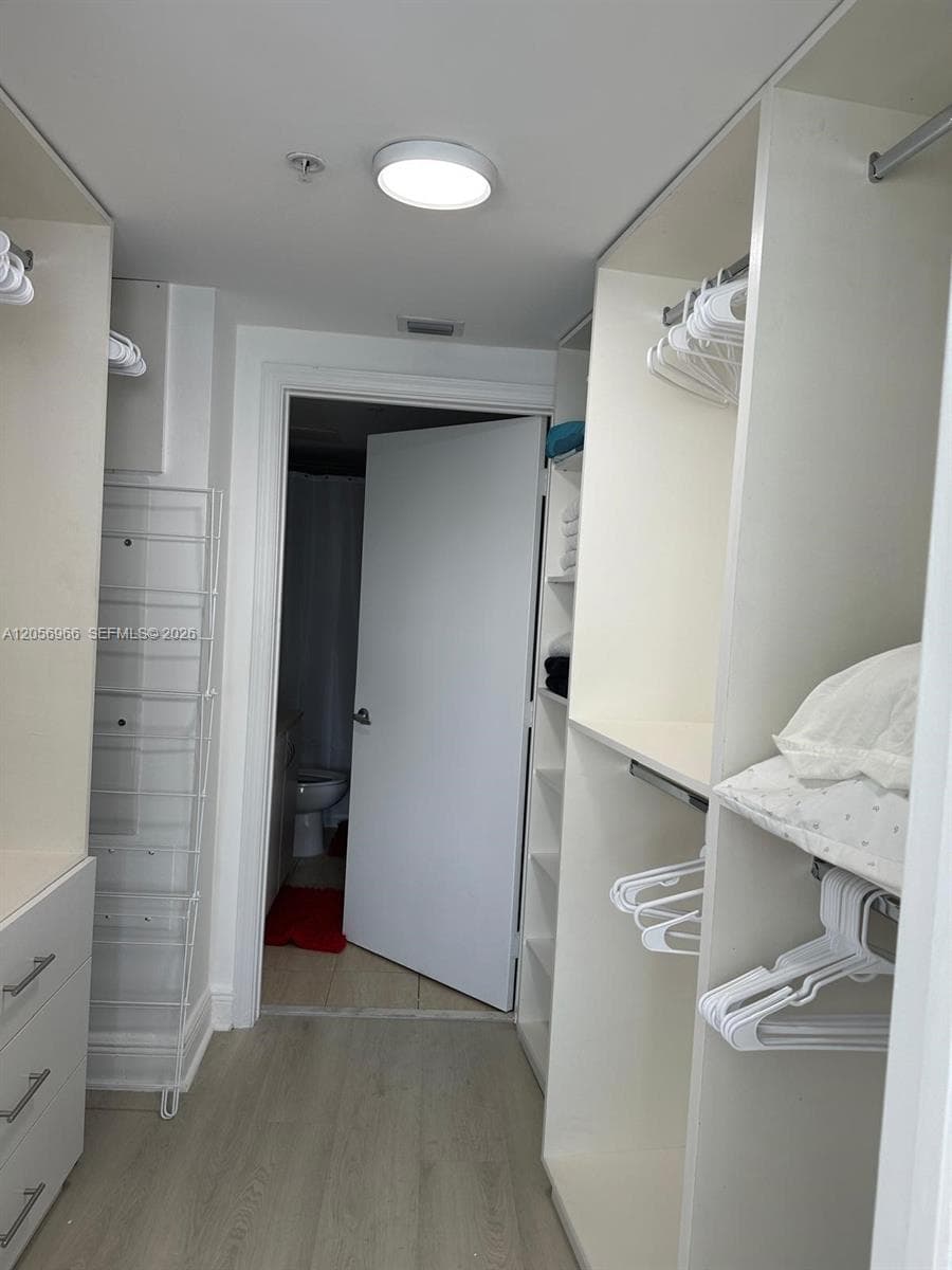 1750 N Bayshore Dr # 2914, Miami FL 33132