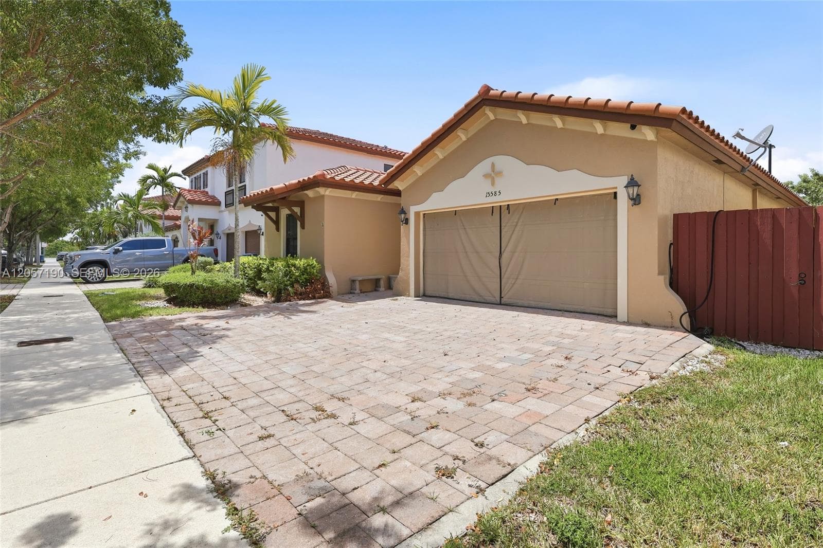 15585 SW 176th Ter, Miami FL 33187