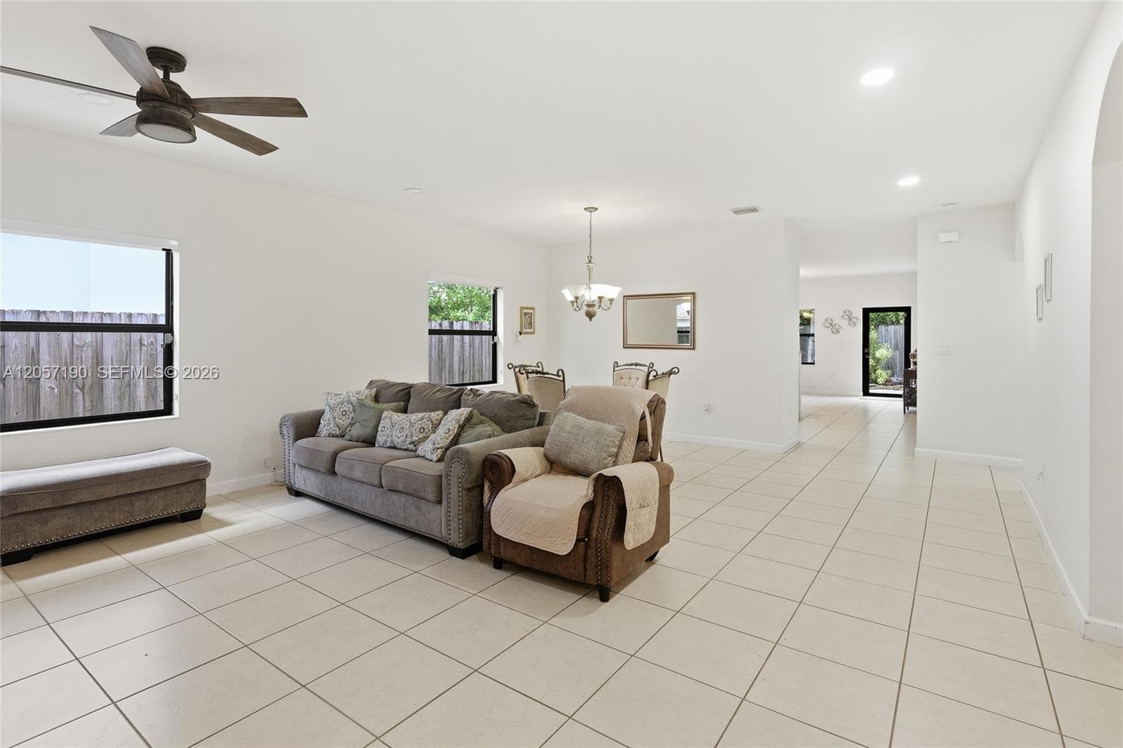 15585 SW 176th Ter, Miami FL 33187