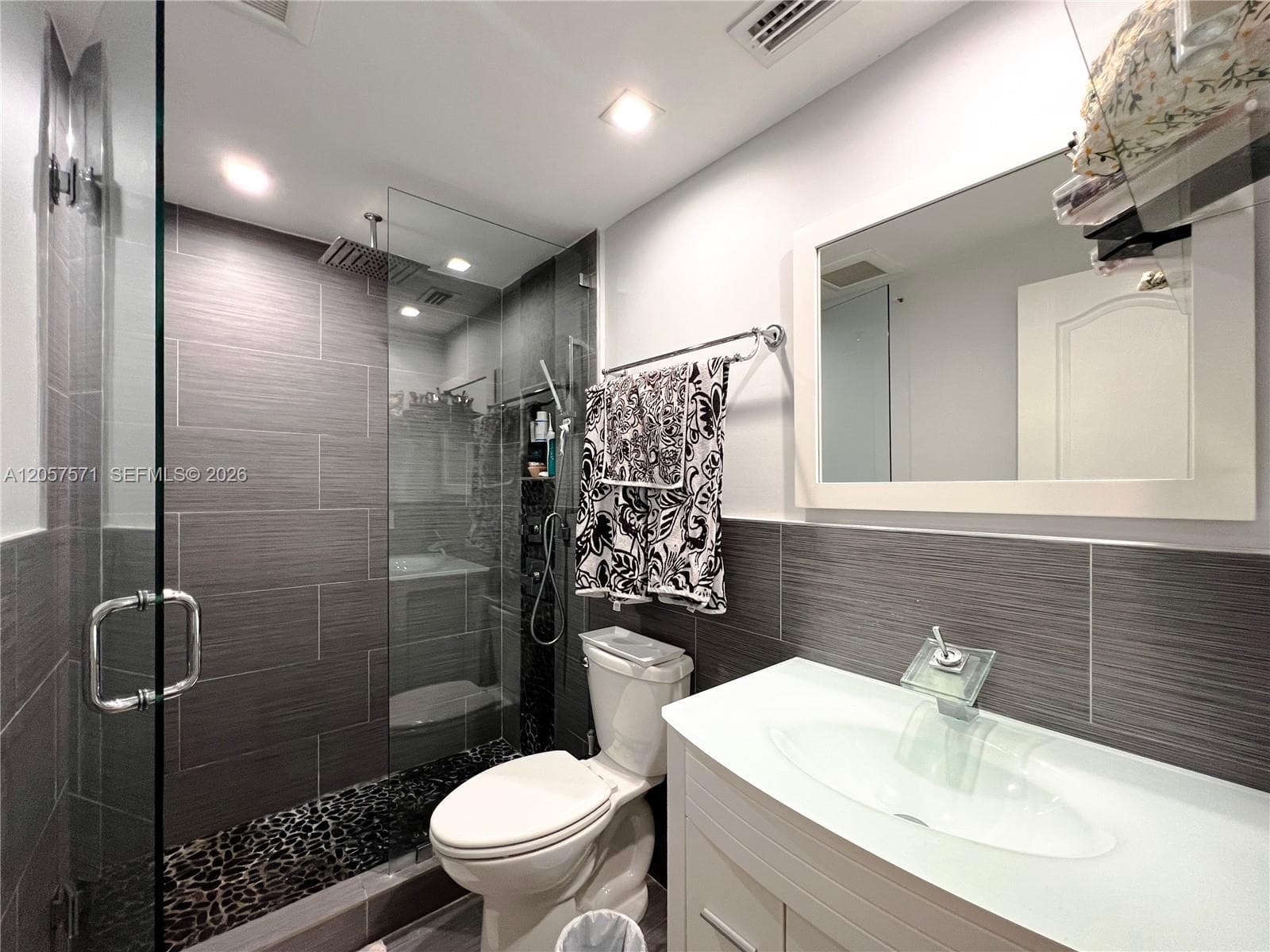 1408 Brickell Bay Dr # 212, Miami FL 33131