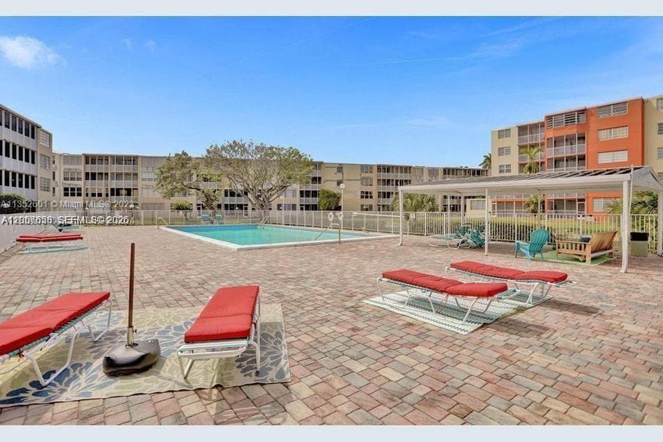 1710 NE 191st St # 3, Miami FL 33179