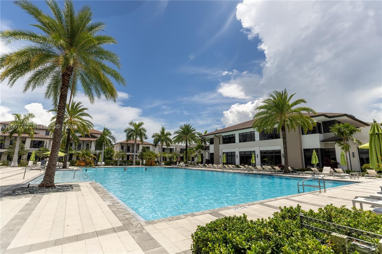 4623 NW 83rd Pkwy, Doral FL 33166