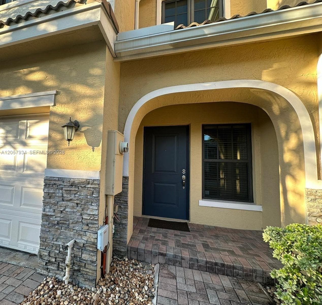 317 NE 194th Ln # 317, Miami FL 33179