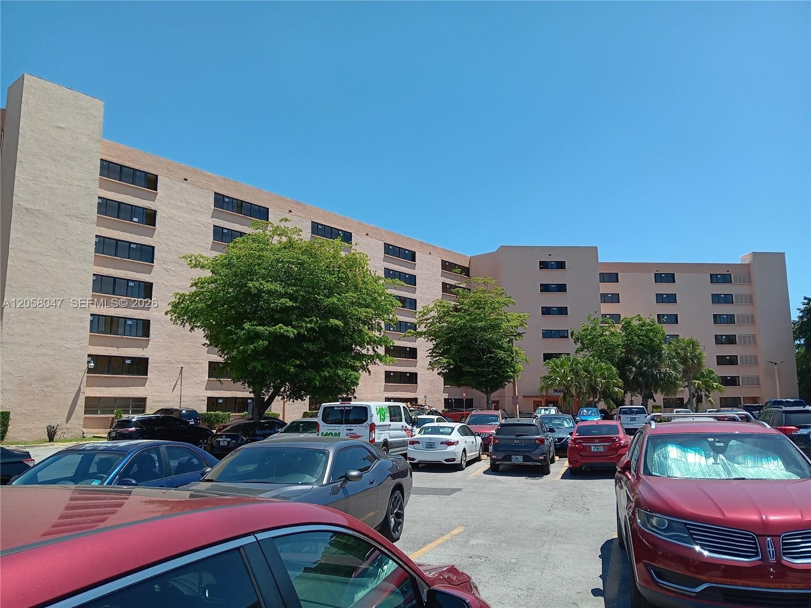 9688 Fontainebleau Blvd # 502, Miami FL 33172