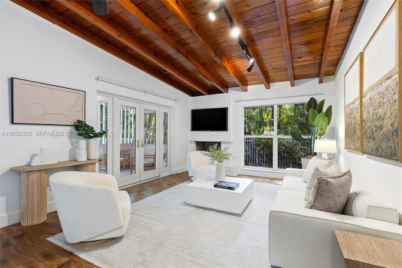 3700 Loquat Ave, Miami FL 33133
