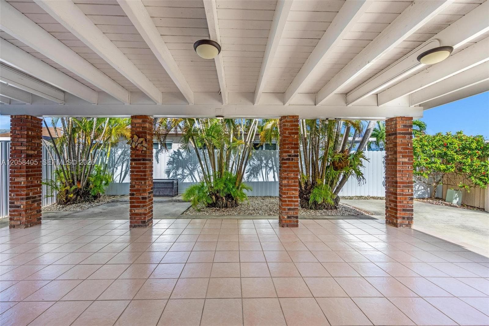 1616 SW 137th Pl, Miami FL 33175