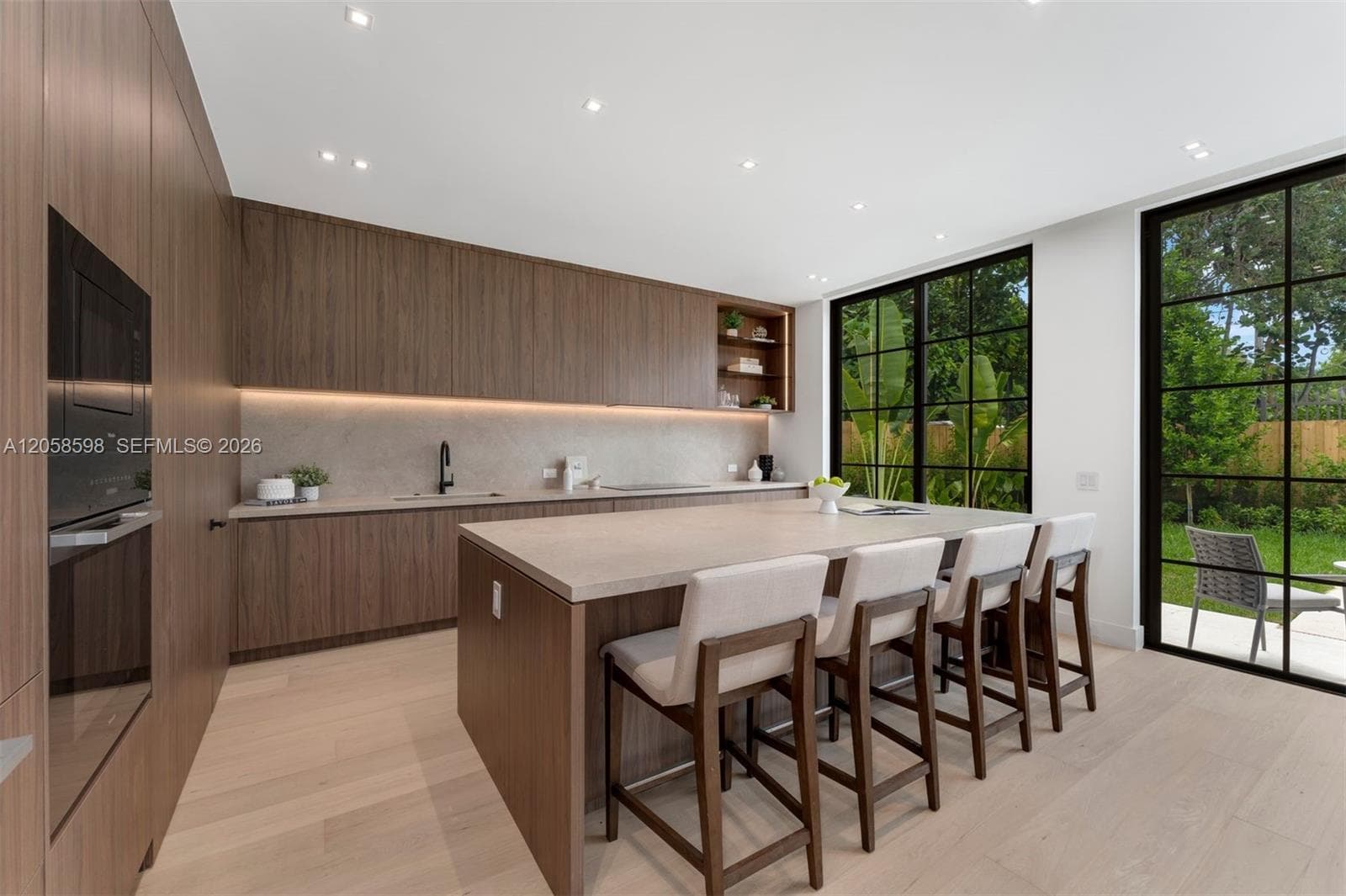 3352 Charles Ave, Miami FL 33133