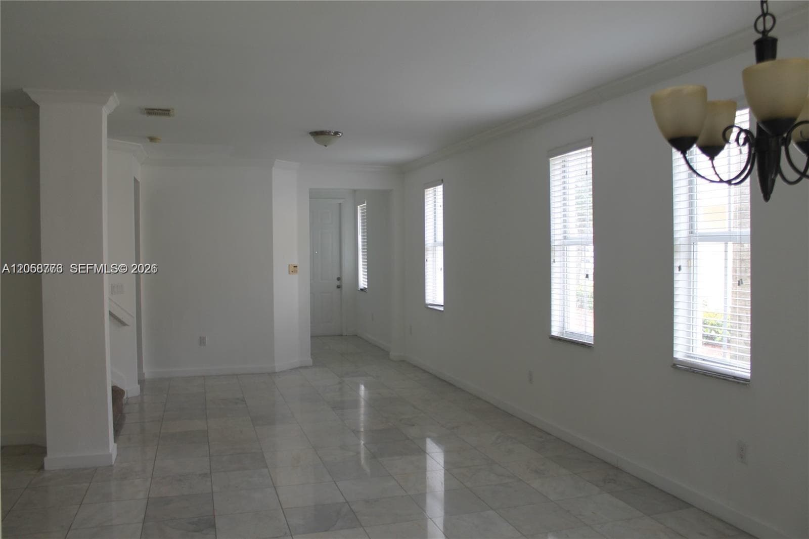 10770 NW 74th Ln, Doral FL 33178