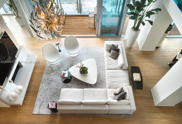 2901 Collins Ave # 1602, Miami Beach FL 33140