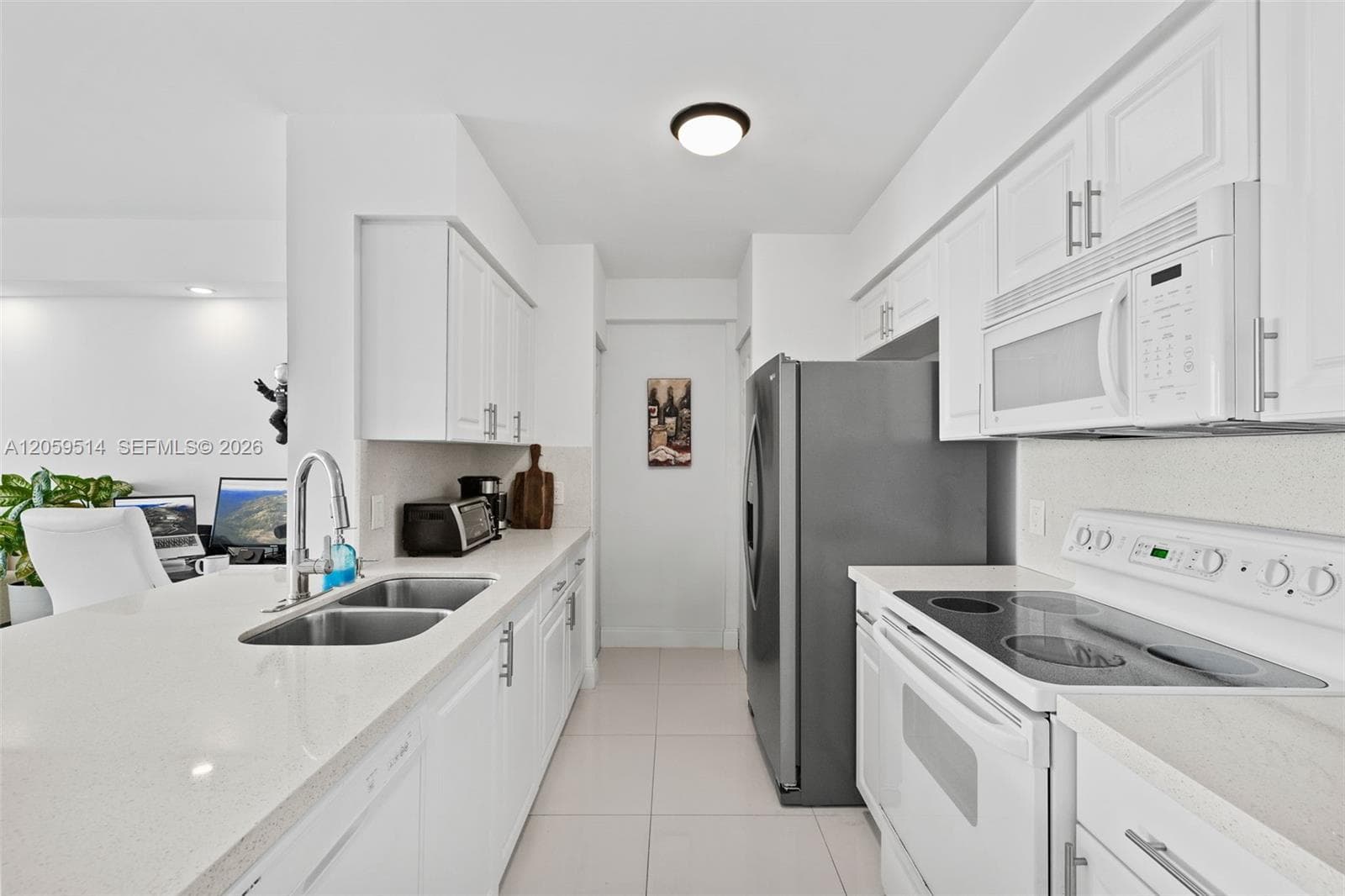 1155 Brickell Bay Dr # 2005, Miami FL 33131