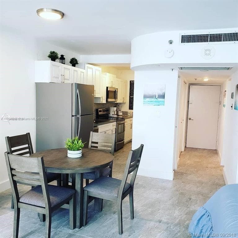 100 LINCOLN Road # 707, Miami Beach FL 33139