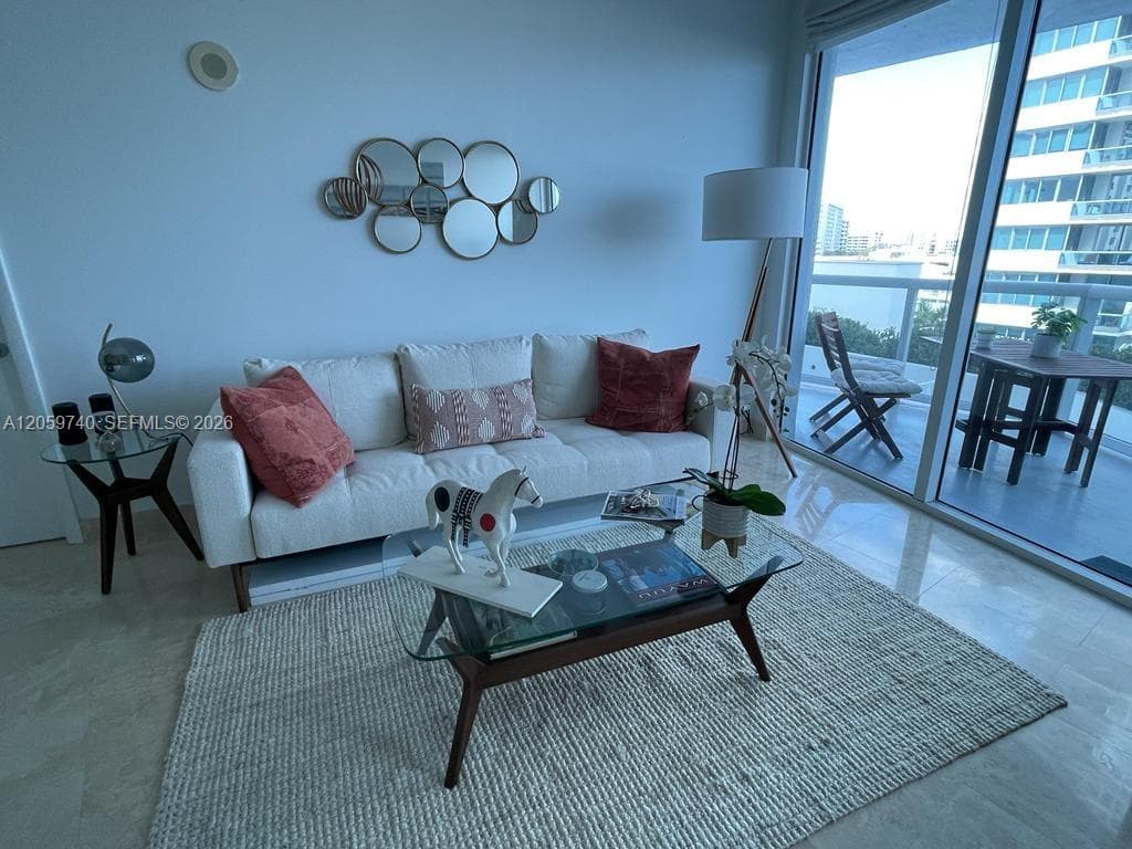 6515 Collins Ave # 710, Miami Beach FL 33141