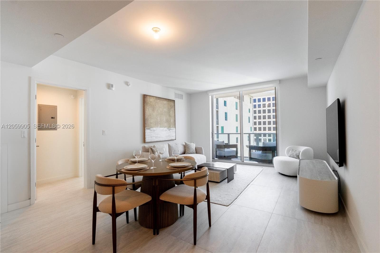 77 SE 5TH ST # 3914, Miami FL 33131