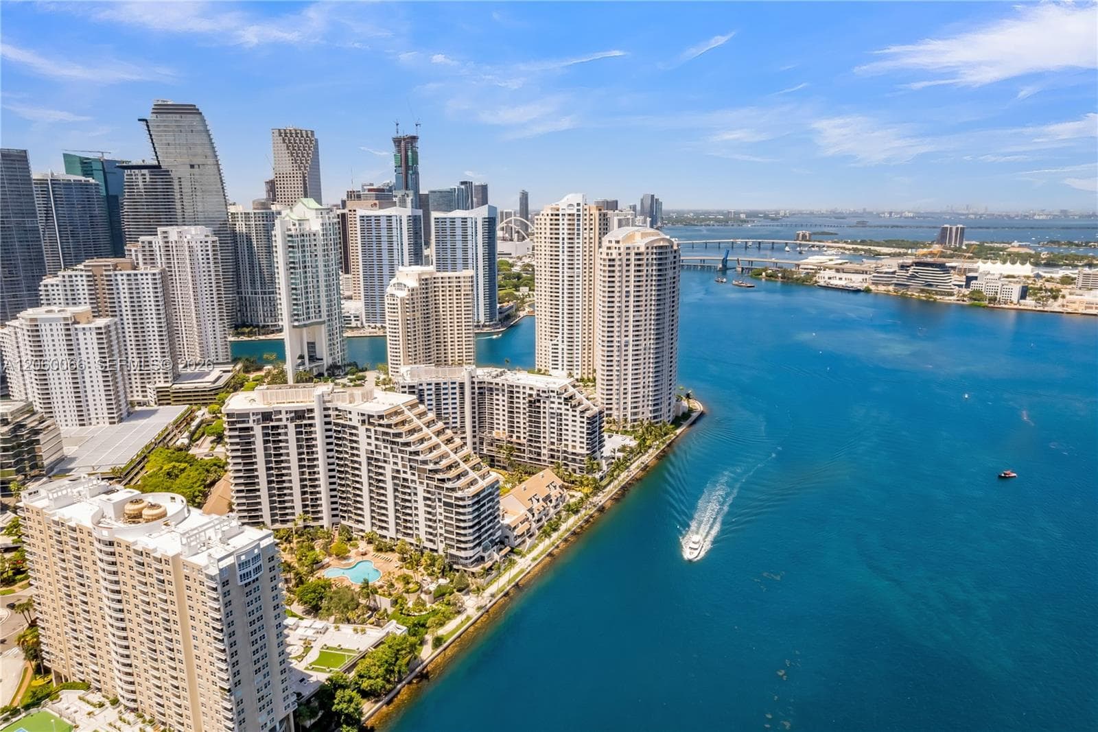 848 Brickell Key Dr # 1102, Miami FL 33131